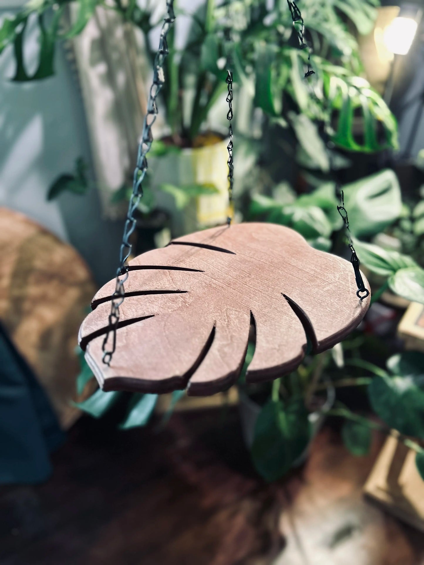 Monstera Leaf Wood Plant Hanger with Metal Chain