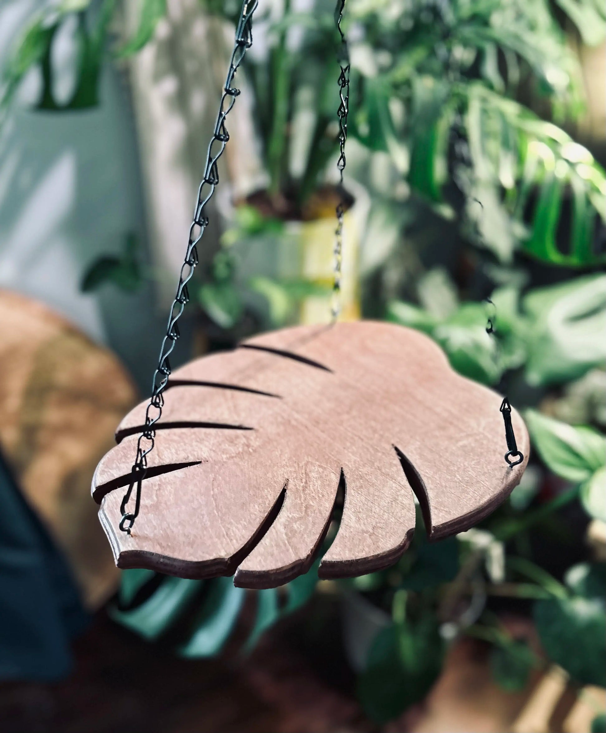 Monstera Leaf Wood Plant Hanger with Metal Chain